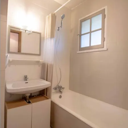 Apartment 35m At 450m From The
